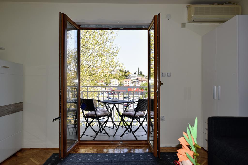 Apartments Dobranic Crikvenica Esterno foto